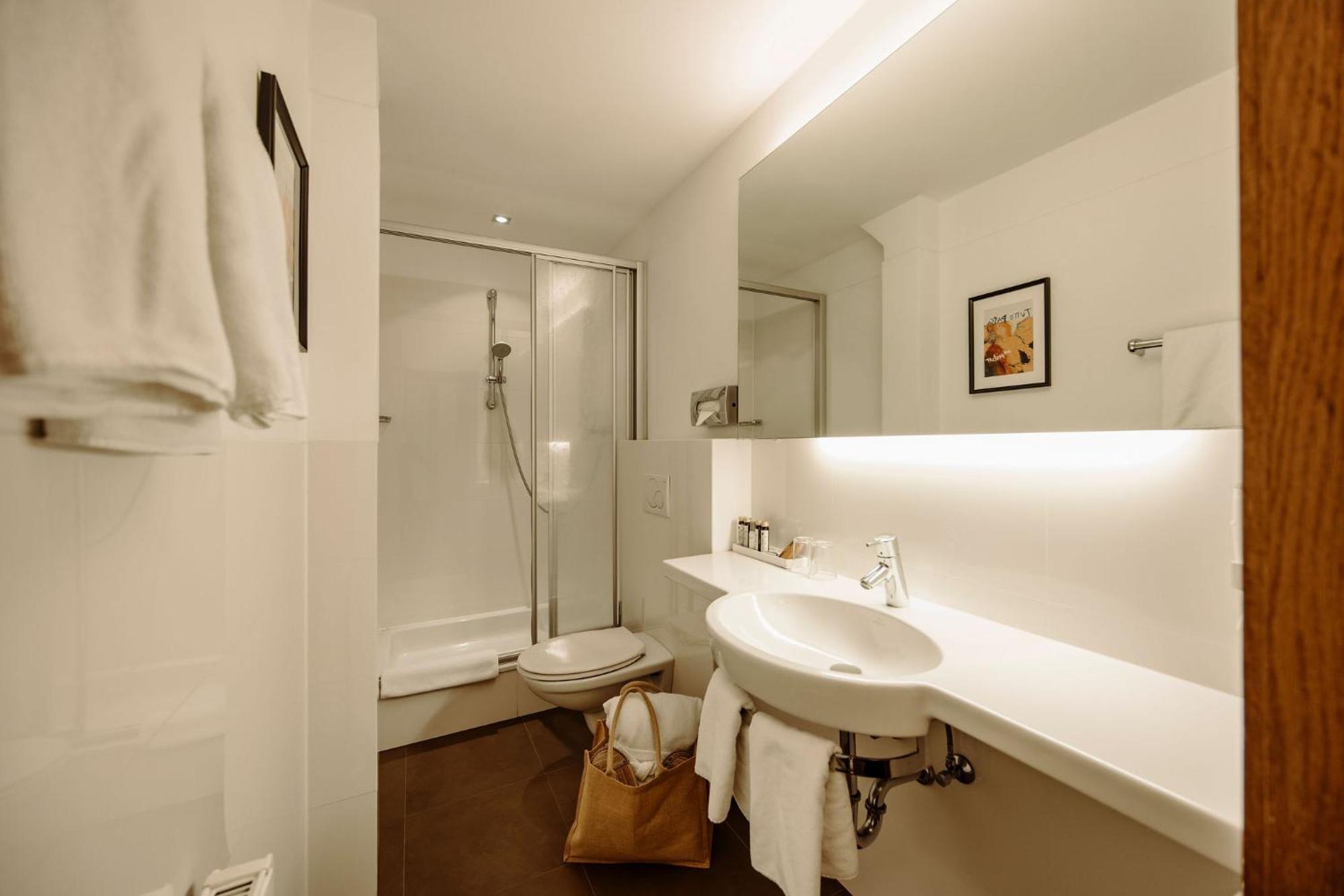 Hotel Gartenhotel Theresia 4*